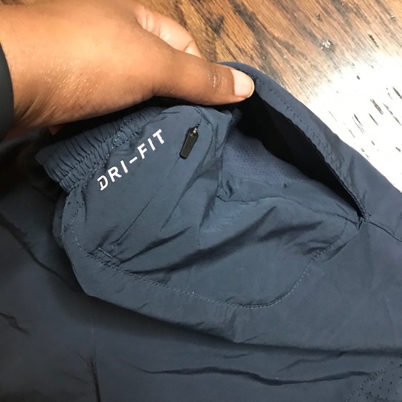 Nike drifit running shorts blue Size L - Picture 7 of 7